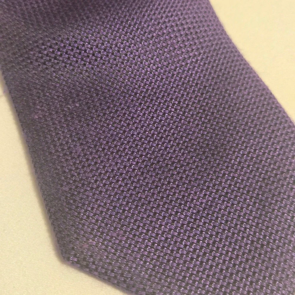 Awearness Kenneth Cole Mens Textured Solid Purple Silk Blend Necktie Tie